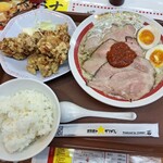 Okamoto tammen - チャーシュー煮玉子タンメンの唐揚げセット
