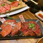 焼肉酒場ともさんかく - 