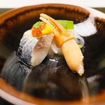 仙郷樓 奥の樹々 - 酢の物はカニの爪、ニシンのレモン〆、