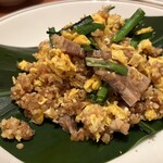 ガジュマルの樹の下で - 