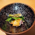Yakitori Mako - 鶏もも肉の炙り、秋田の芹