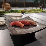 SUSHIROKU - 本マグロ3貫盛り～本マグロ中トロ、本マグロ赤身、本マグロ炙りトロ
