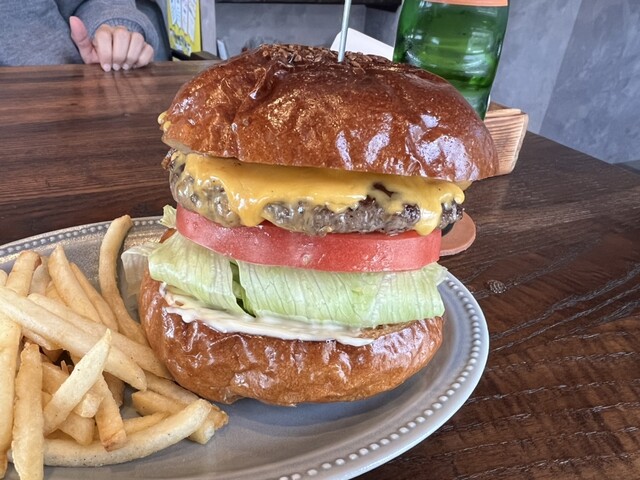 フライドバーガー hq720.jpg?sqp=-