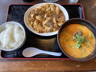 Ajihei - 麻婆豆腐とミニ担々ランチ　¥1,050