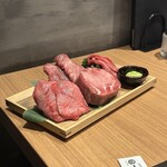 焼肉一心たん助 旦 - 