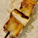 焼鳥 せきね - かながわ鶏モモねぎま　脂たっぷりです