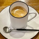 渡辺料理店 - 珈琲はフレンチローストで濃いですが口がさっぱりします