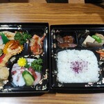 OMART - 料理写真:二段重ねお弁当11/25