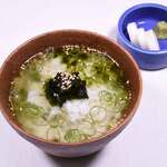 Ochazuke（boiled rice with tea）(mentaiko, raw seaweed, salmon)