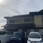 小さなパン屋 トリオ - この日はオープンから賑わってました。