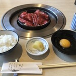 牛屋 江戸八 - ランチ牛すきやきセット・お肉たっぷり約180g（1,780円）