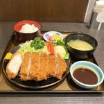 大正亭 - ・ジャンボカツ定食 2,180円/税込
(ご飯 小盛 ▲50円)