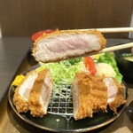 大正亭 - ・ジャンボカツ定食 2,180円/税込
(ご飯 小盛 ▲50円)