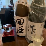 なべいち - 田酒   980円
            作(恵乃智)グラス   500円