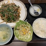 Fukunoya - レバニラ炒め定食