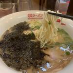 長浜ラーメンじろう。 - ラーメン（岩海苔トッピング）