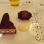 Restaurant La Pyramide - 