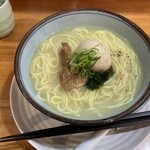 スープ研究処 ぶいよん - 