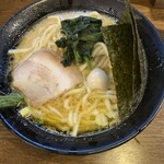 濃厚豚骨ラーメン 濱虎家 - 