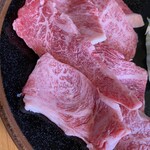 松阪牛焼肉 一升びん - 松阪牛上カルビ⟡.·霜降り上カルビが 美味し過ぎる♥️柔らかい‼️