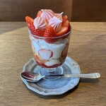 ADAGIO CAFE - 平日限定・ストロベリーイートンメスglass