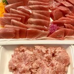 みなと市場 小松鮪専門店 - まぐろってやっぱりうまい！