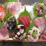 まるう商店SUN - 三浦地魚どっさり盛り