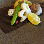 オーベルジュ サウステラス - 大好きな野菜のオンパレード〜蓮根、里芋、ししとう、銀杏、ザクロの身、コーン、スダチ添え〜プチプチとしたザクロの身が可愛い〜❤