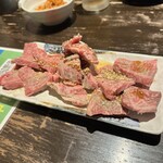 Gyuugyuu Yakiniku Shichifuku - 