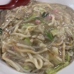 長崎ちゃんぽん 旬 - 太麺皿うどん　近景