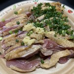 鶏のたたき 熊本屋 - 盛り付け例