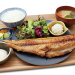 Striped mackerel half set meal