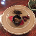 秋神温泉旅館 - （朝食）山菜など