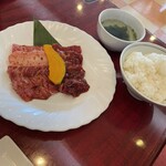 焼肉 八山 - 