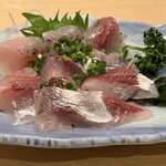 お魚処 うおとも - あじのお刺身935円