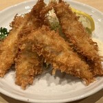 お魚処 うおとも - あじフライ935円