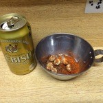 ラーメン二郎 - 醤油漬けにんにくとSAPPOROエビス 350円