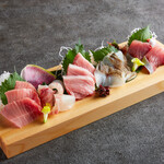 Assortment of 5 types of “specially selected” fresh fish