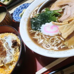 松月 - ラーメン＆カツ丼
