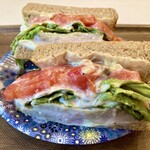 コウジ サンドイッチ - 