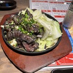 焼とり居酒屋　ゆめや - なぜか超レアで中が冷たく、すごい弾力でした