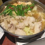 博多もつ鍋専門店 山笠 池袋店 - もつ鍋（しょうゆ）