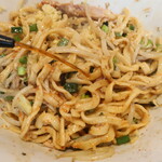 ラーメン二郎 - 赤酢投入～♪