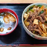 岩正 - 牛丼＋赤だし