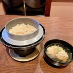 Ajidokoro Misa - カニの釜飯　カニのお吸い物