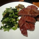 牛たん炭火焼 吉次 - 