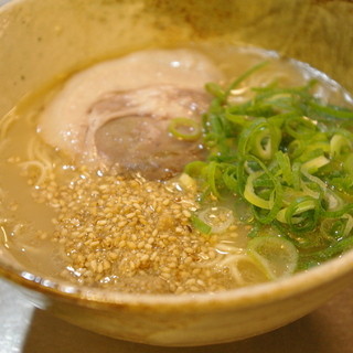 博多ラーメン屋 一十 _1