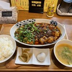麻婆食堂 中華川 - 