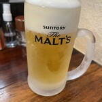 Sumibiyaki Tori Waraku - キンキンに冷えた生ビール