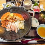 越前がに・旬のお料理 らでん - せいこ丼御膳